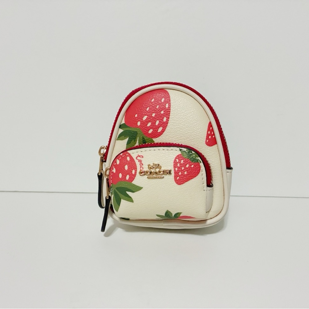 🌸New Coach Strawberry Printed Bag Charm Coin Purse Keychain